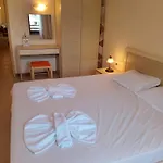 Apartment 2 With Poolview Royal Sun *
