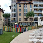Apartment 2 With Poolview Royal Sun *