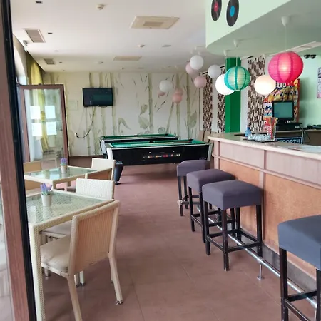 2 With Poolview Royal Sun סאני ביץ'