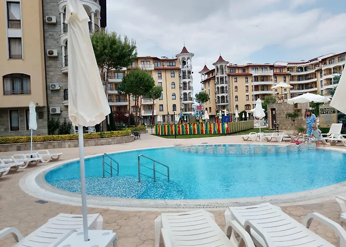 2 With Poolview Royal Sun * Sunny Beach