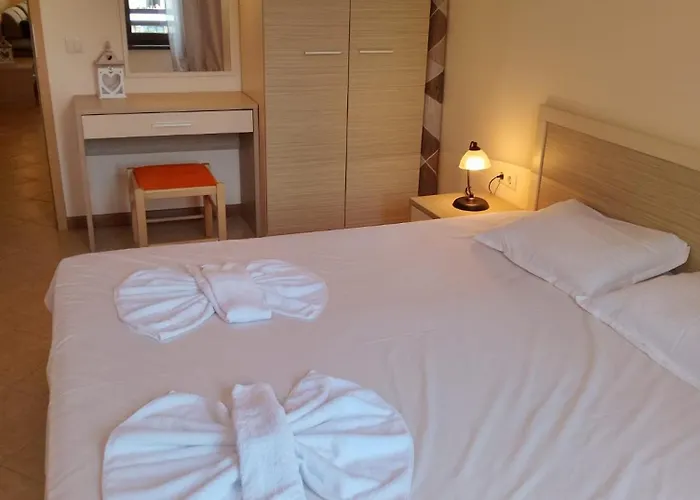 Appartamento 2 With Poolview Royal Sun *