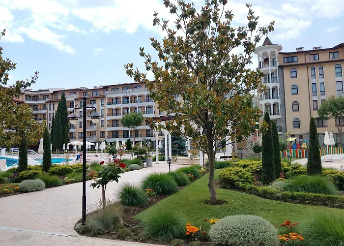 Appartamento 2 With Poolview Royal Sun